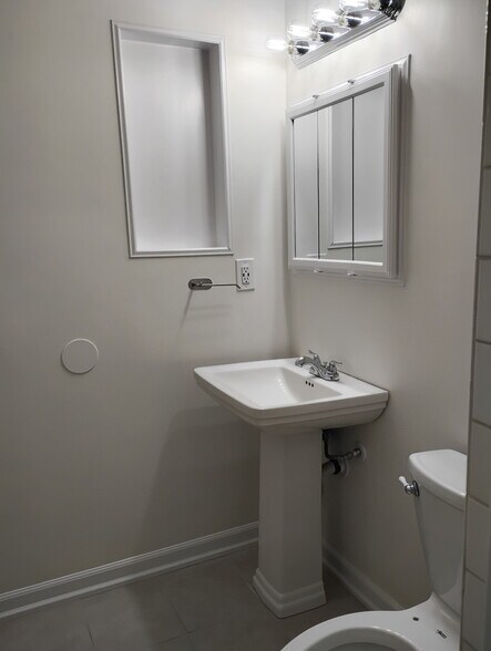 bathroom sink/storage - 16315 Rochlen St