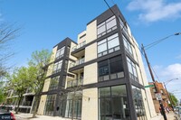 Building Photo - 505 N Hermitage Ave