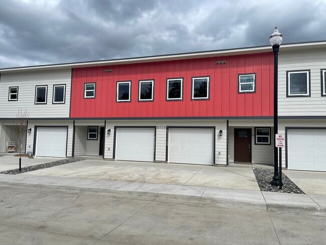 Primary Photo - 5715 NE 74th Ct