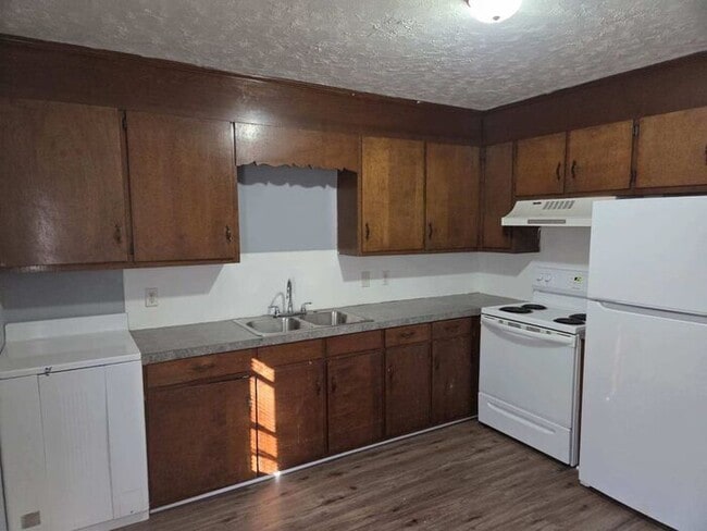 Building Photo - Great 2-bedroom apartment in Close to downtown Lexington, NC