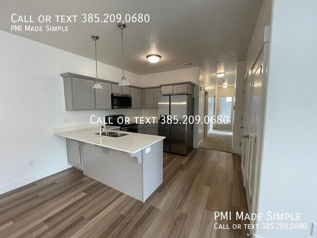 Building Photo - 1834 W Newcastle Ln