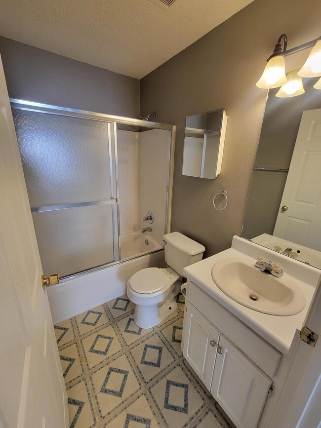 Building Photo - 7470 Harvest Village Ct