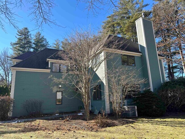 Building Photo - 33 Clearwater Dr