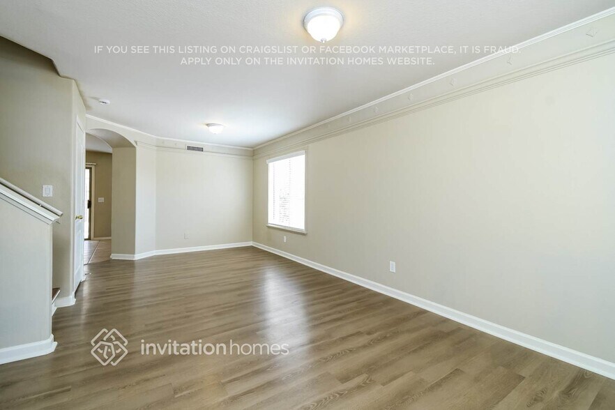 Building Photo - 2605 N 128th Ln