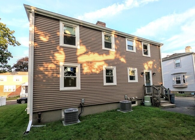 Building Photo - 65 Keystone St