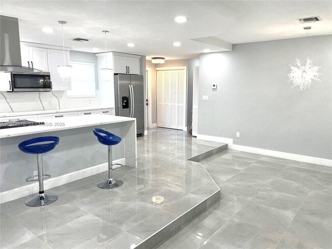 Building Photo - 1280 W Camino Real