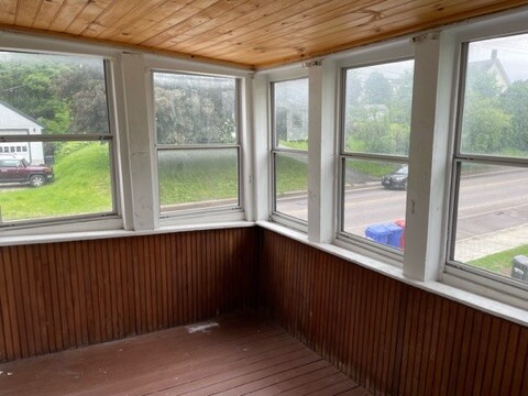 Building Photo - 184 Malletts Bay Ave