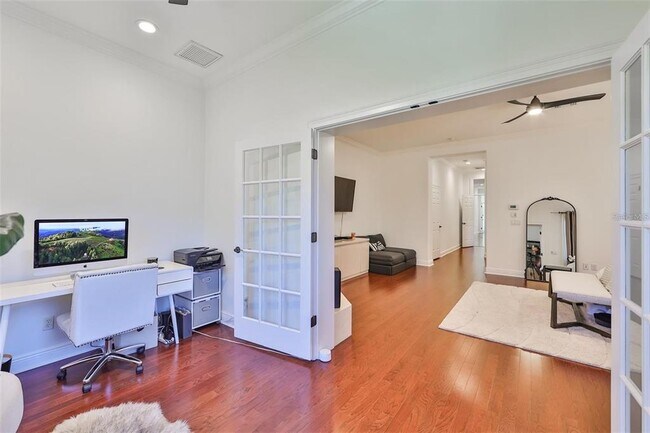 Building Photo - 602 Saxony Blvd