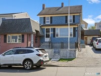 Building Photo - 129 N Water St