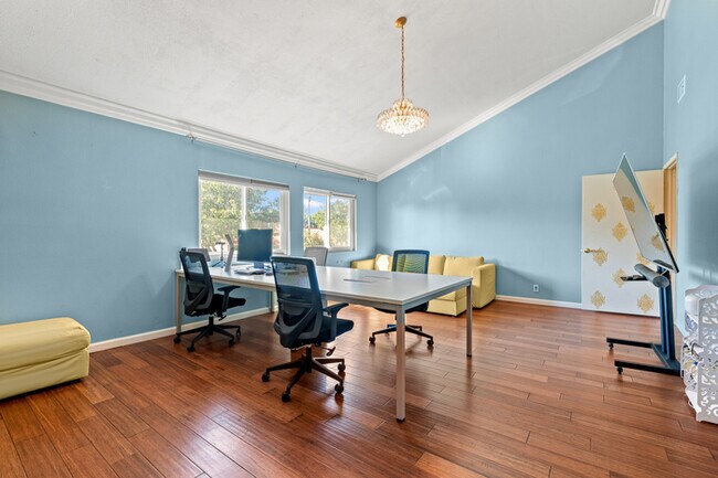 Building Photo - Spacious 4BR Family Retreat w Private Pool