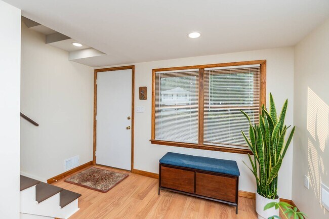 Building Photo - 80 Wertman Ln