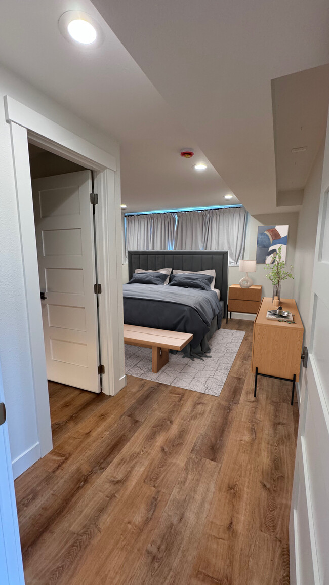 Master bedroom with it's own bath; recessed lights w/ dimmer - 3402 W Mukilteo Blvd