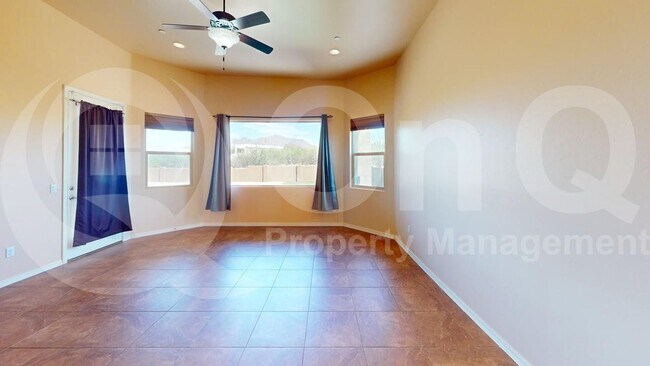 Building Photo - 9398 E Desert Milkweed Ct