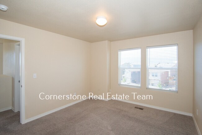 Building Photo - 855 Endeavor Wy
