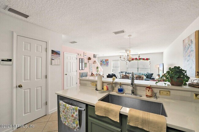 Building Photo - 1500 Calming Water Dr