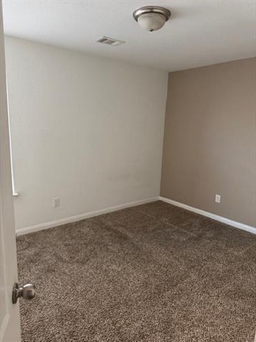 Building Photo - 2217 Mulberry Dr