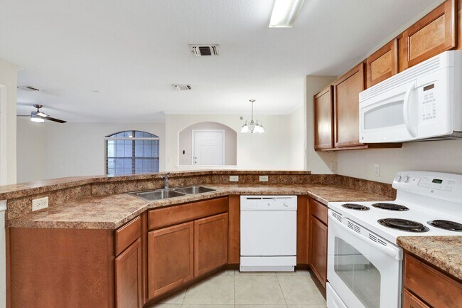 Building Photo - 7323 Snowden Rd