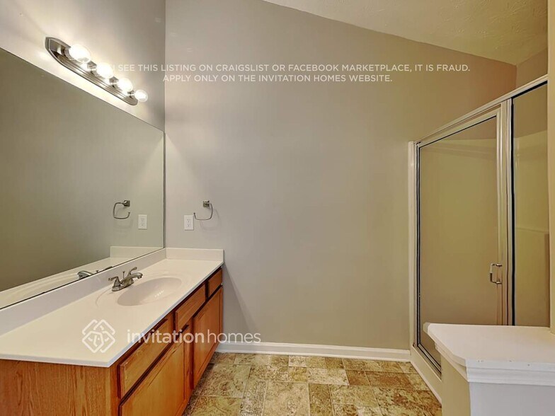 Building Photo - 4440 Plantation Mill Tr NE