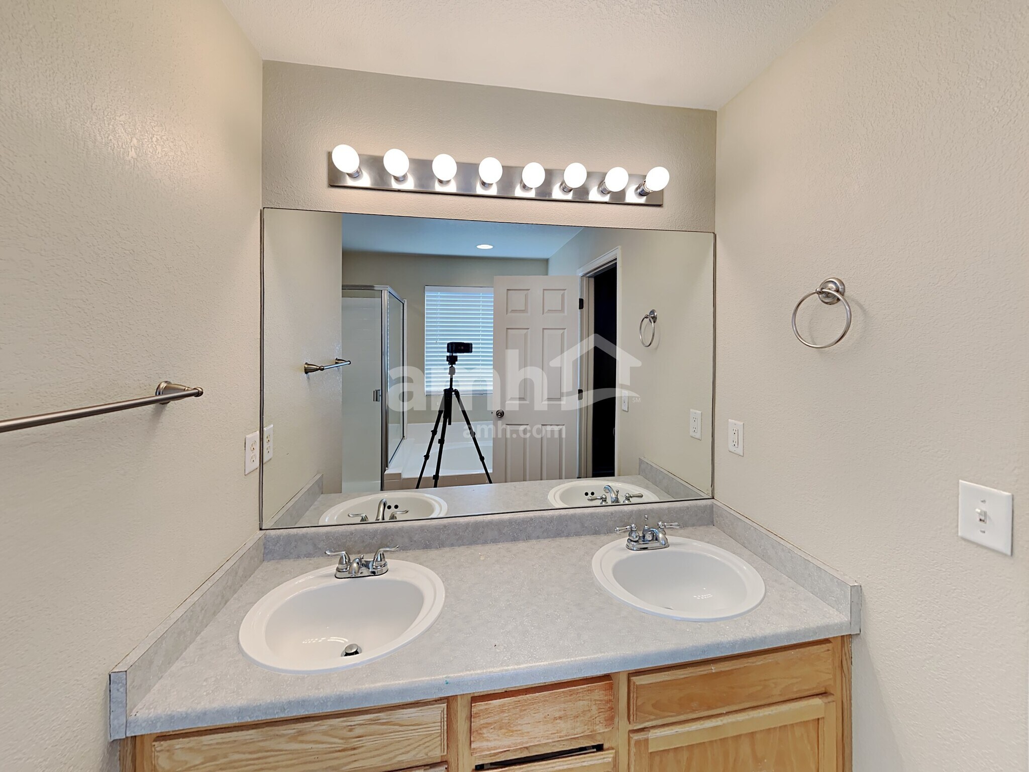 Building Photo - 21092 E 40th Pl