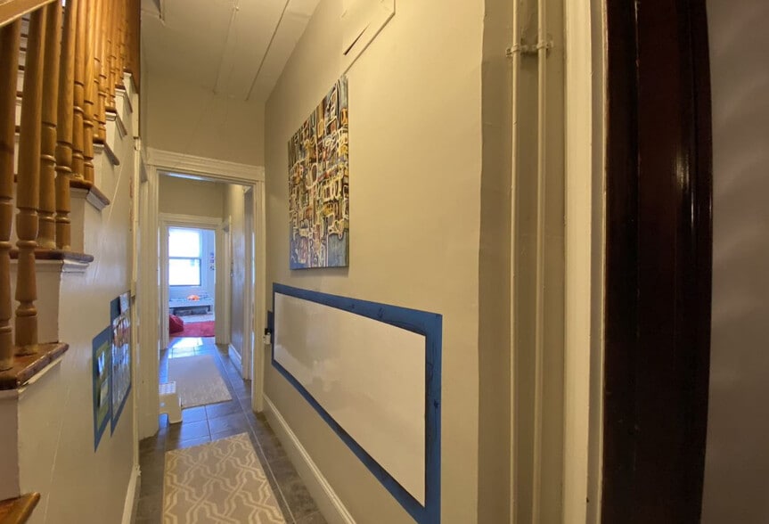 Building Photo - 21 Longwood Ave