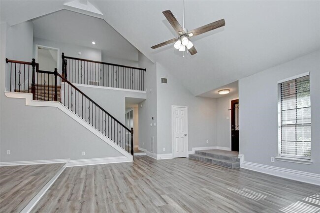 Building Photo - 2615 Woodstream Blvd