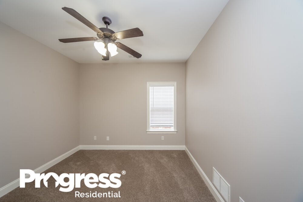 Building Photo - 6416 Arbor Lake Dr E