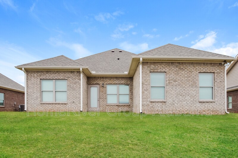 Building Photo - 205 John Harold Dr