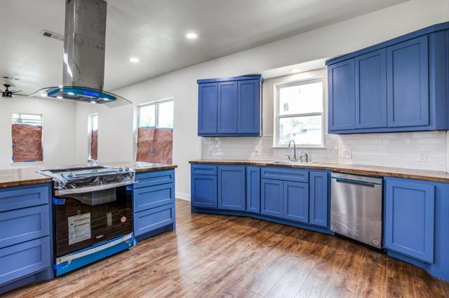 Building Photo - 3423 S Harwood St