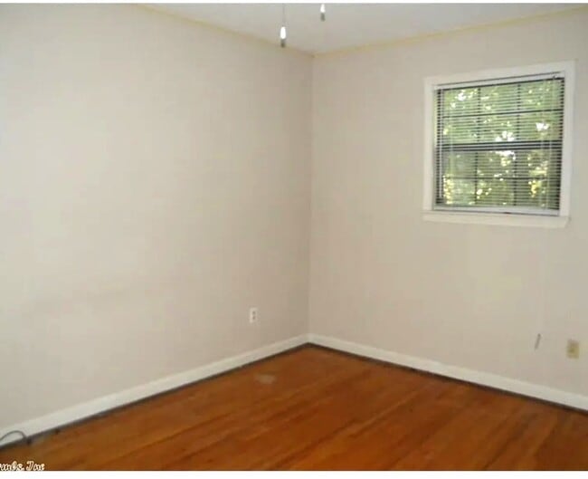 Building Photo - 106 Chrisp Ave