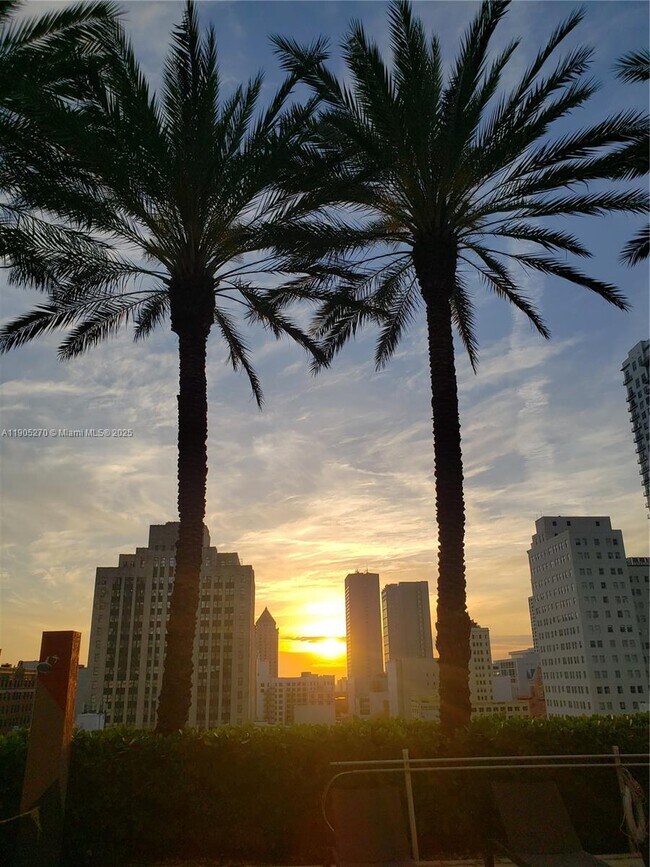 Building Photo - 50 Biscayne Blvd