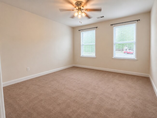 Building Photo - Rare Forest Lakes Rental Opportunity!