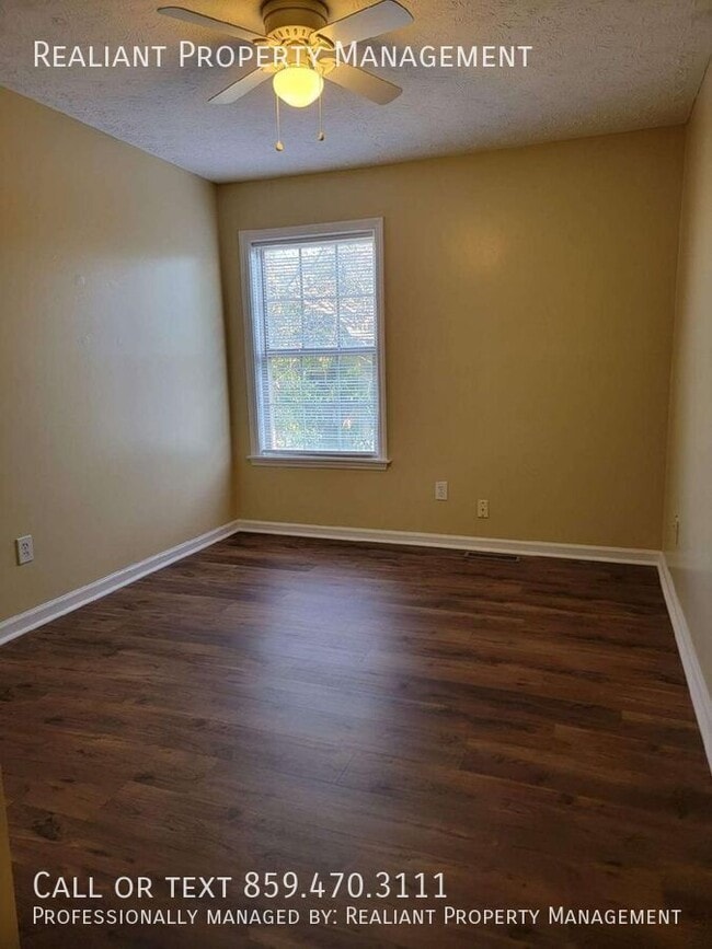 Building Photo - 648 Hugging Bear Ln