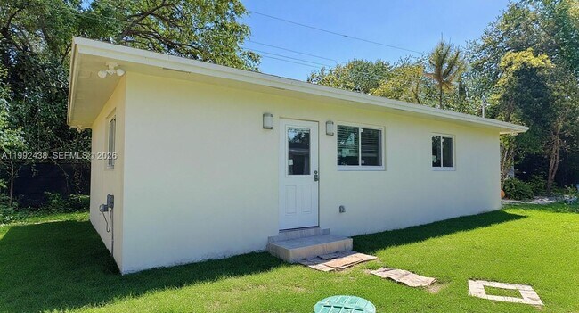 Building Photo - 8440 SW 107th St