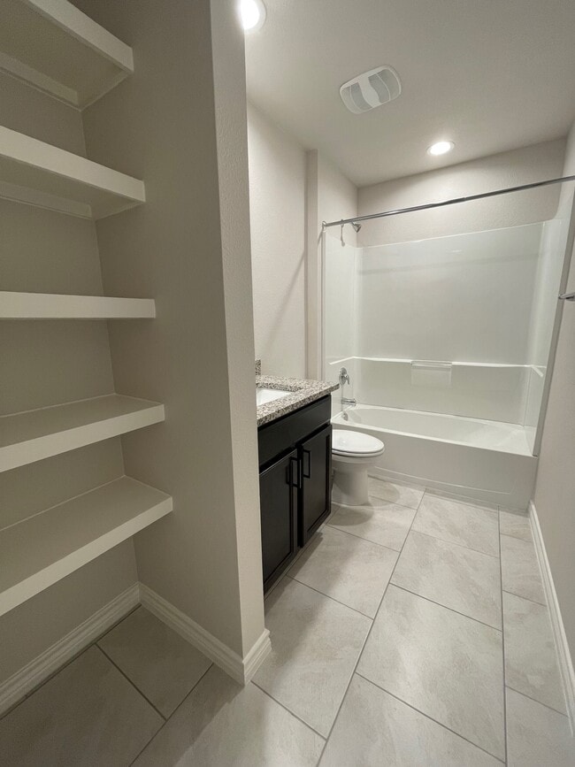 Building Photo - 7905 Schades Way