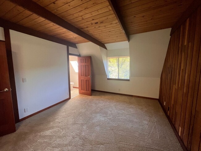 Building Photo - FOUR BEDROOM THREE BATH PLUS OFFICE UPDATE...