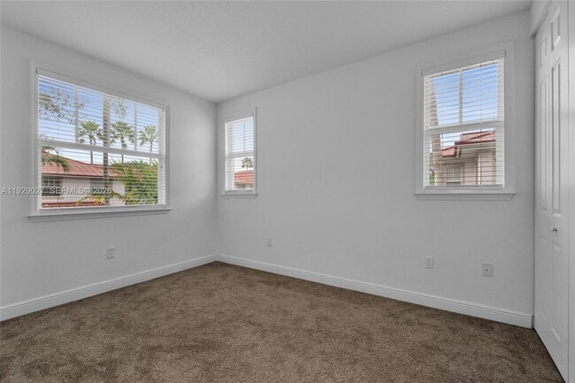 Building Photo - 4088 W Palm Aire Dr