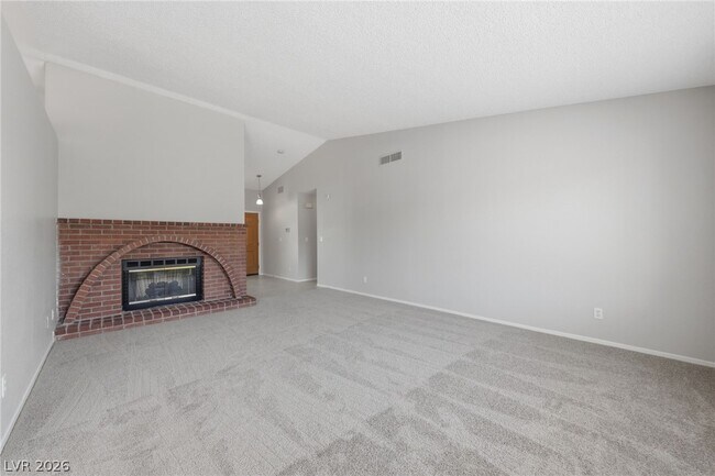 Building Photo - 735 Stonecliff Way
