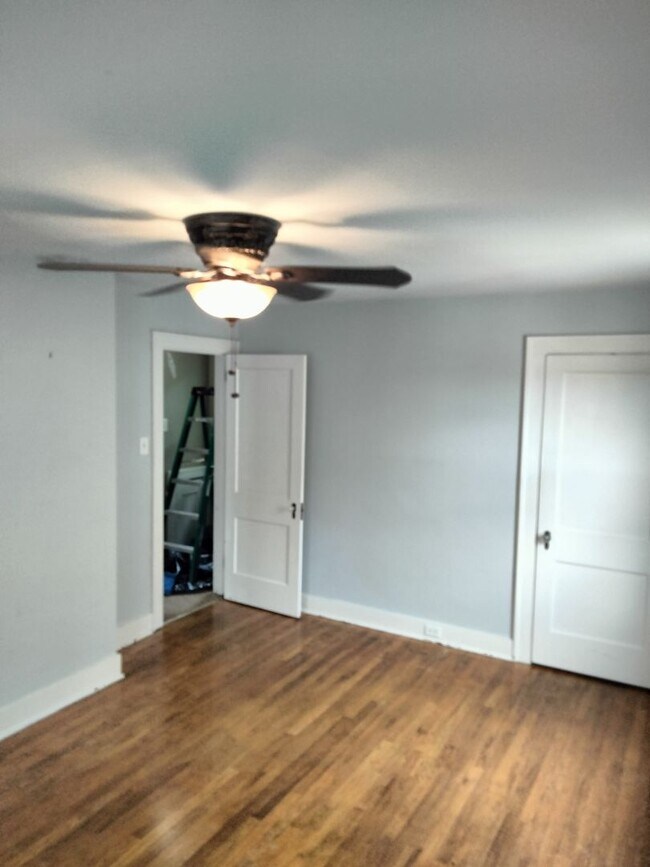 Building Photo - Beautiful 2-Bedroom Brookline Home for Rent