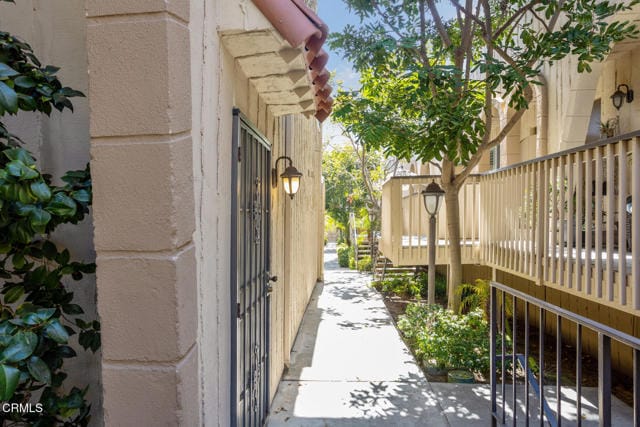 Building Photo - 8025 Redlands St