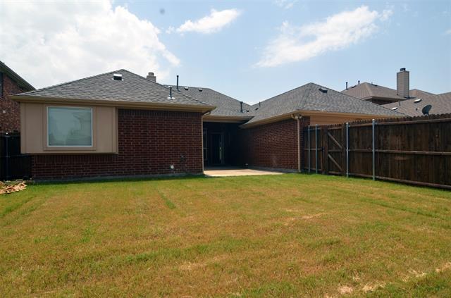 Building Photo - 11250 Luckenbach Dr