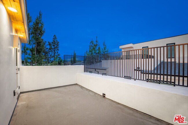 Building Photo - 5315 Ben Ave