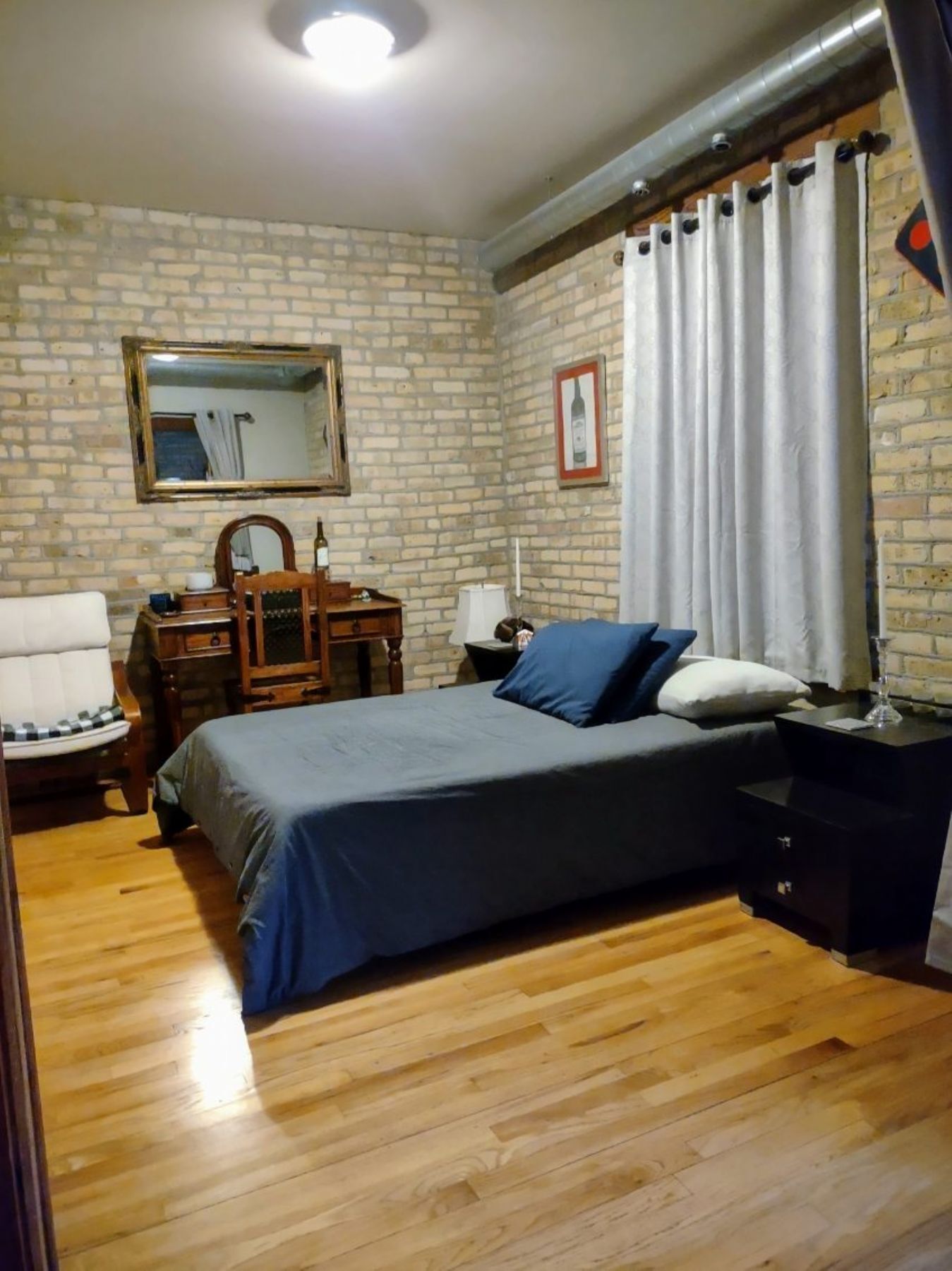 Building Photo - 321 Custer Ave