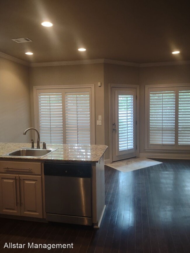 Building Photo - 2 br, 2.5 bath House - 622 Braeburn Ct