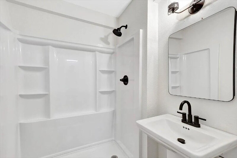 Building Photo - 3926 Arkwright St