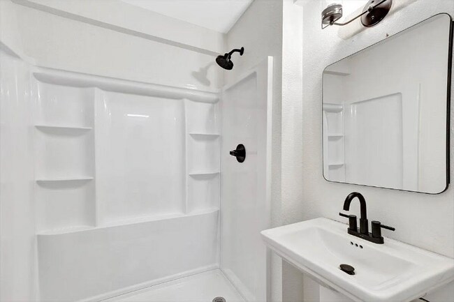 Building Photo - 3926 Arkwright St