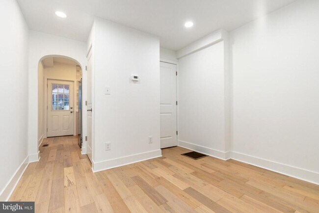 Building Photo - 2563 E Elkhart St