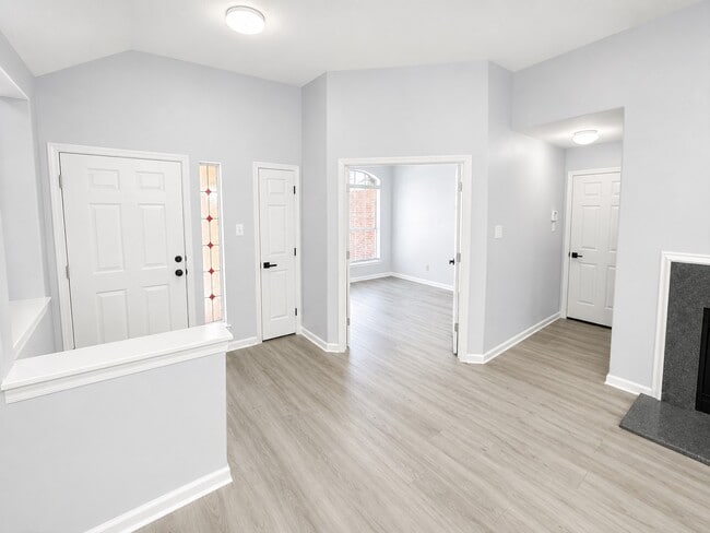 Building Photo - 22 Cypress Bayou Ct