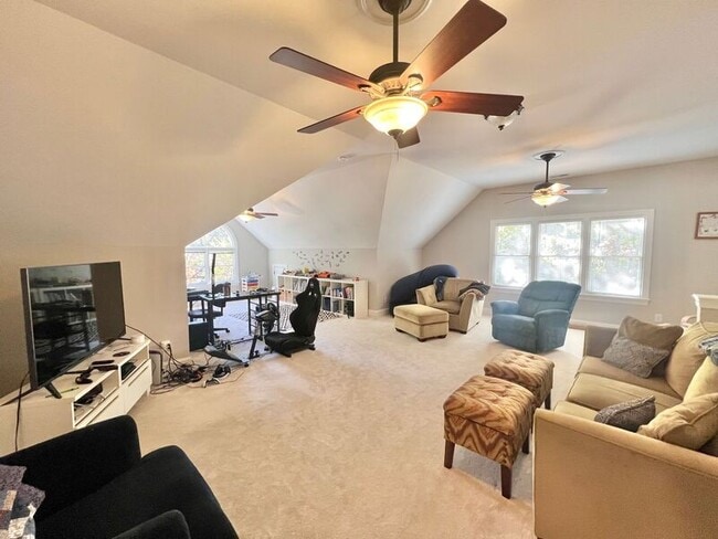 Building Photo - 9105 Kirkhill Dr