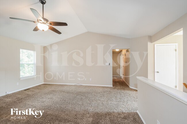 Building Photo - 3017 Valley Oaks Dr