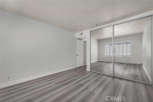 Building Photo - 230 S Catalina Ave